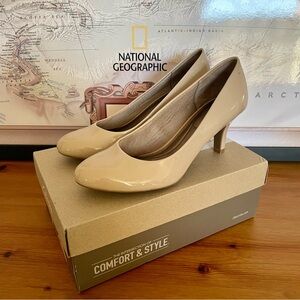 Life Stride Parigi Taupe Heels Pumps Size 9